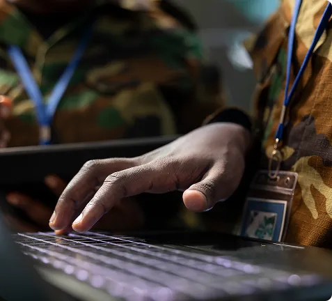 LAPTOPS DE USO RUDO Y MILITAR